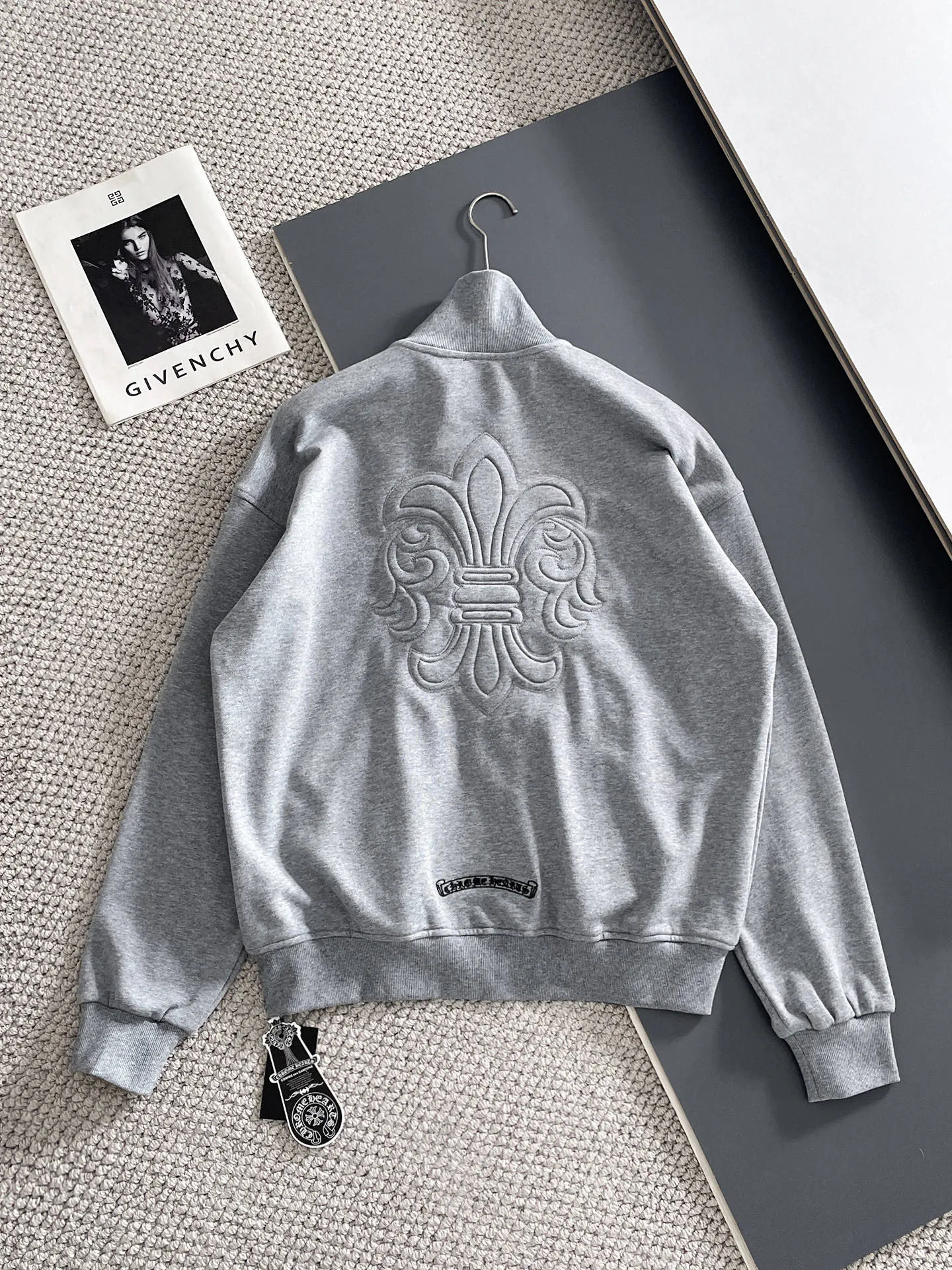 Same Style， ， 2026 New Arrival ，Original Premium Breathable ， ， ， Quality。 ， Sizes：M～3XL